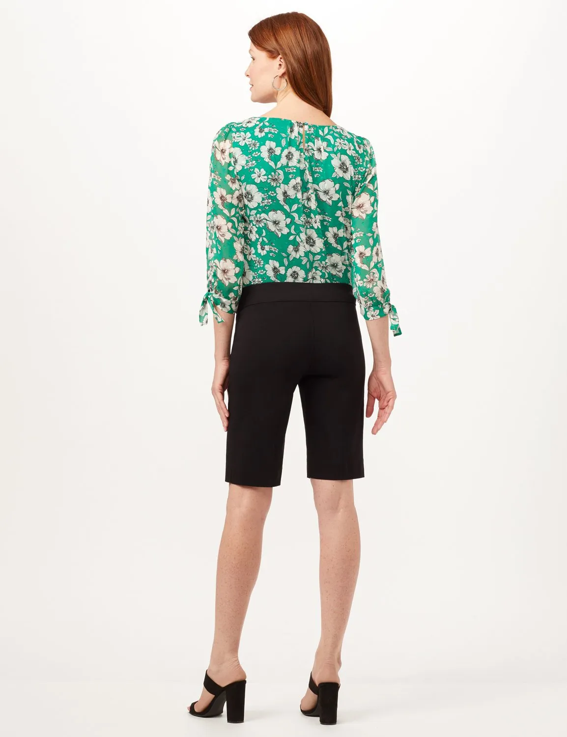 Pull-On Refined Shorts