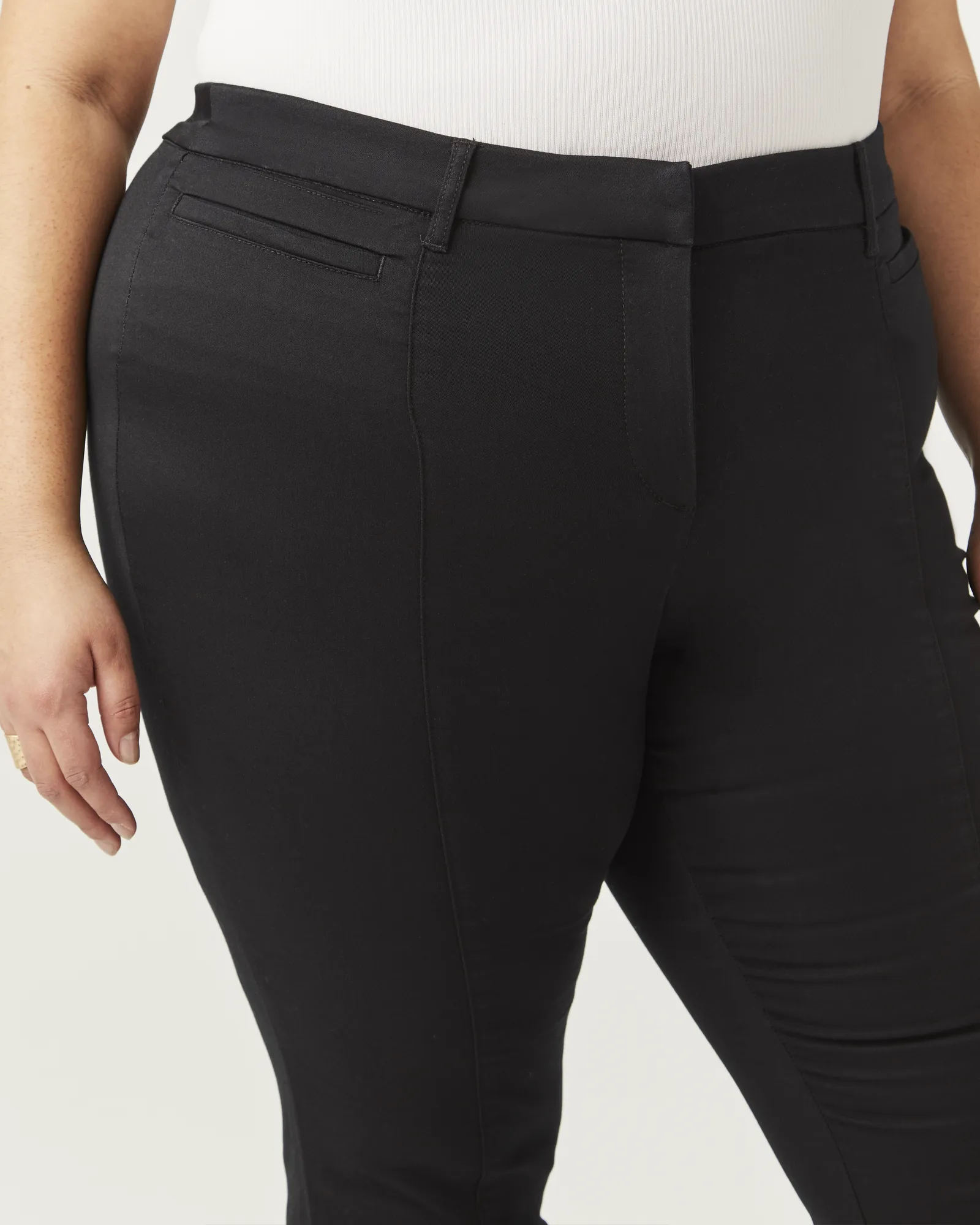 Selena Ankle Pant | Black